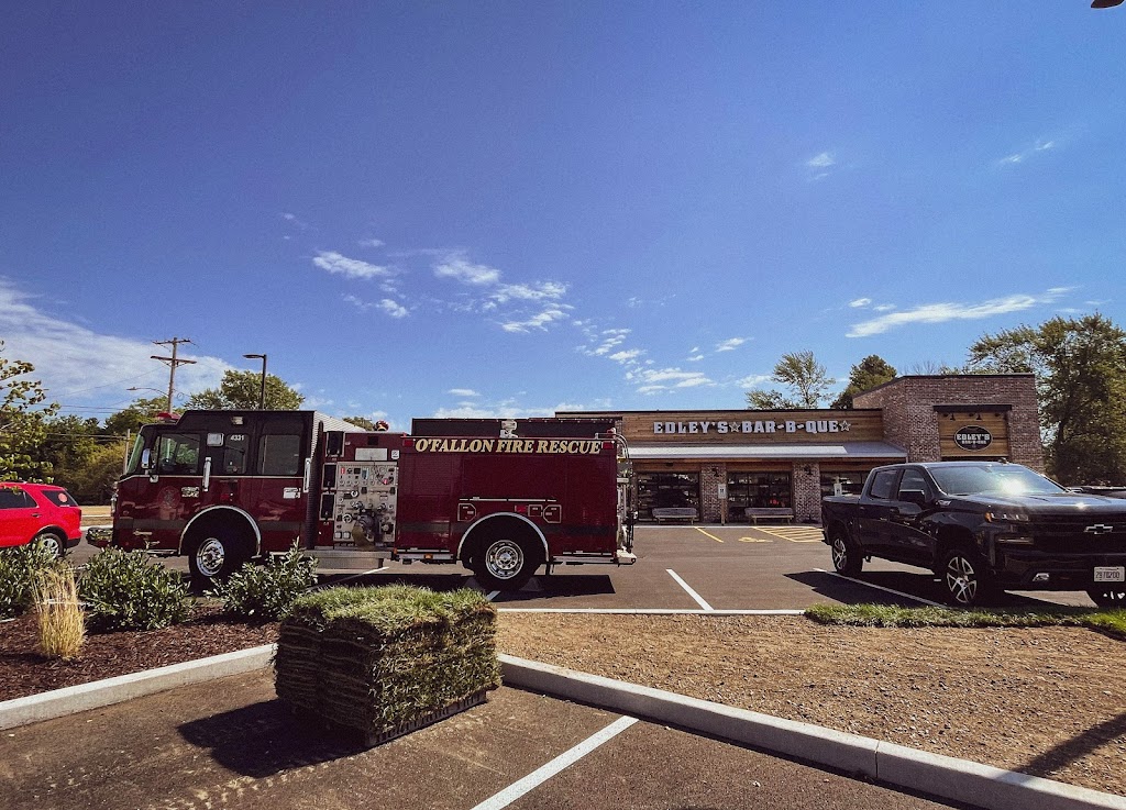 Edleys Bar-B-Que | restaurant | 531 W Hwy 50, OFallon, IL 62269, USA | 6182068489 OR +1 618-206-8489