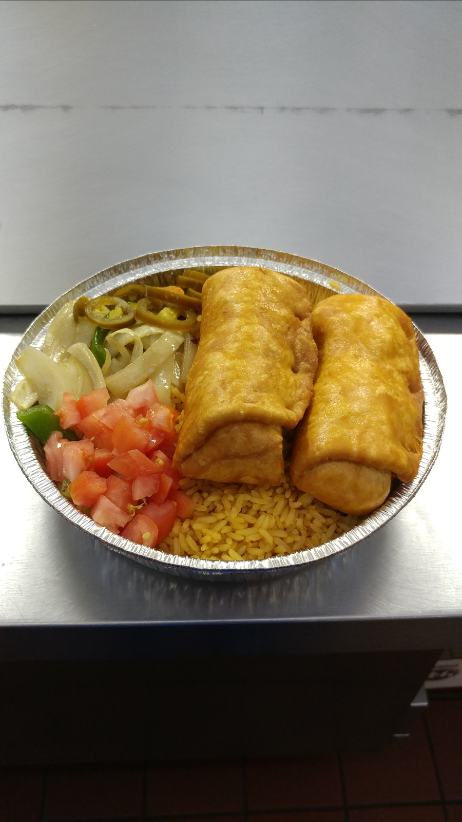 Lucky Fresh Tortillas | restaurant | 188-21 Union Tpke, Fresh Meadows, NY 11366, USA | 7182171088 OR +1 718-217-1088