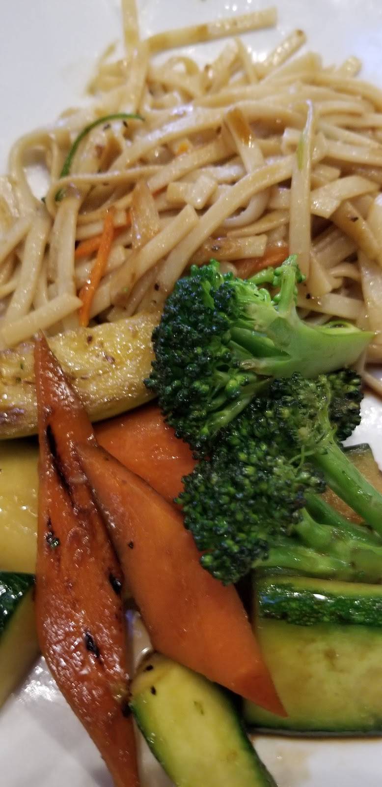 Hibachi House Grill & Bar | restaurant | 335 S Main St, Rochester, MI 48307, USA | 2482666055 OR +1 248-266-6055