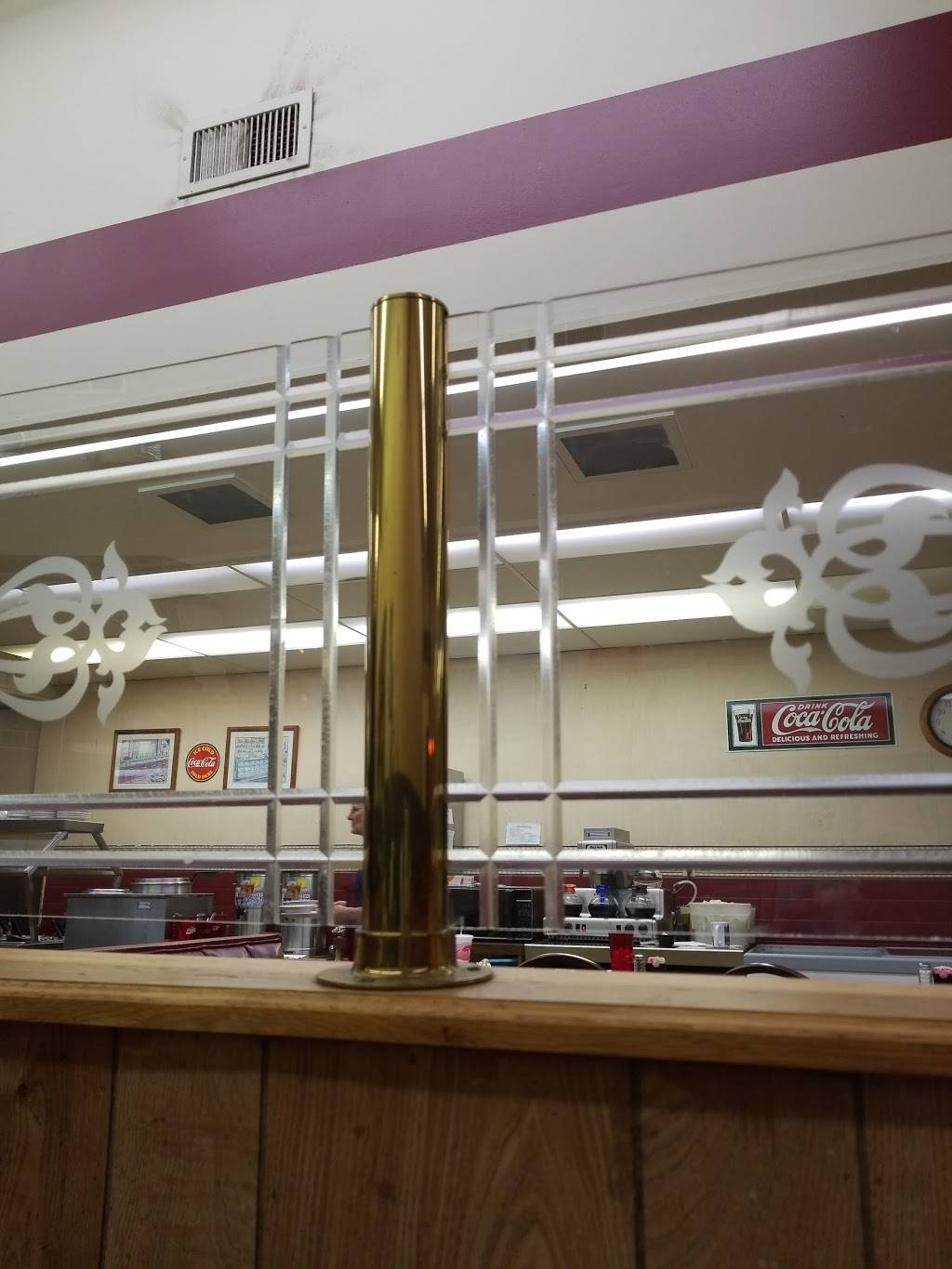 Bens Diner | restaurant | 476 N Main St, Woodstock, VA 22664, USA | 5404594322 OR +1 540-459-4322