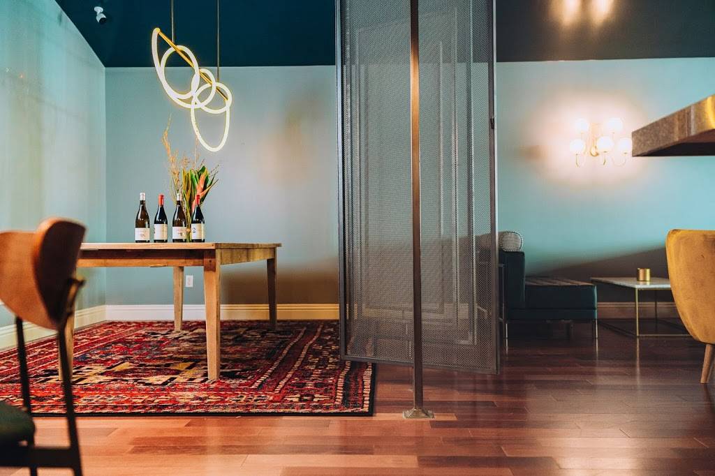 Smics Bar Sacramento | night club | 1200 K St Suite 8, Sacramento, CA 95814, USA | 9162284518 OR +1 916-228-4518