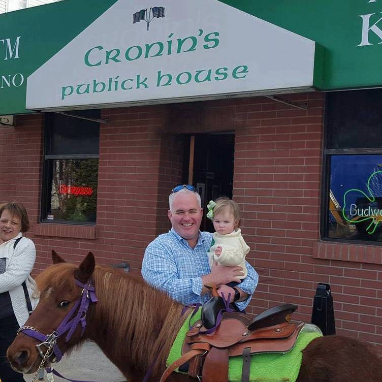 Cronins Publick House | restaurant | 23 Des Moines Rd, Quincy, MA 02169, USA | 6177869804 OR +1 617-786-9804