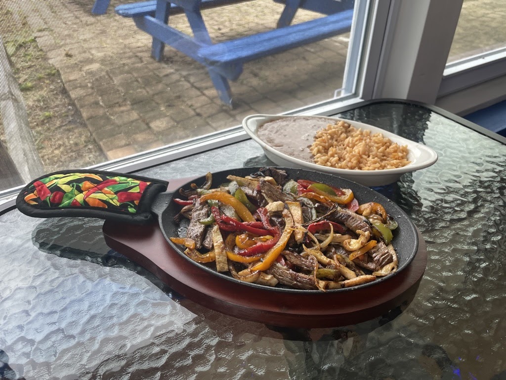 Salsa Mexican Restaurant | restaurant | 100 Wises Grove Rd, New Brighton, PA 15066, USA | 7245815289 OR +1 724-581-5289