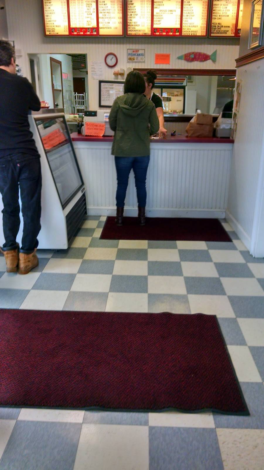 Charlies | restaurant | 188 Essex St, Lynn, MA 01902, USA | 7815958953 OR +1 781-595-8953