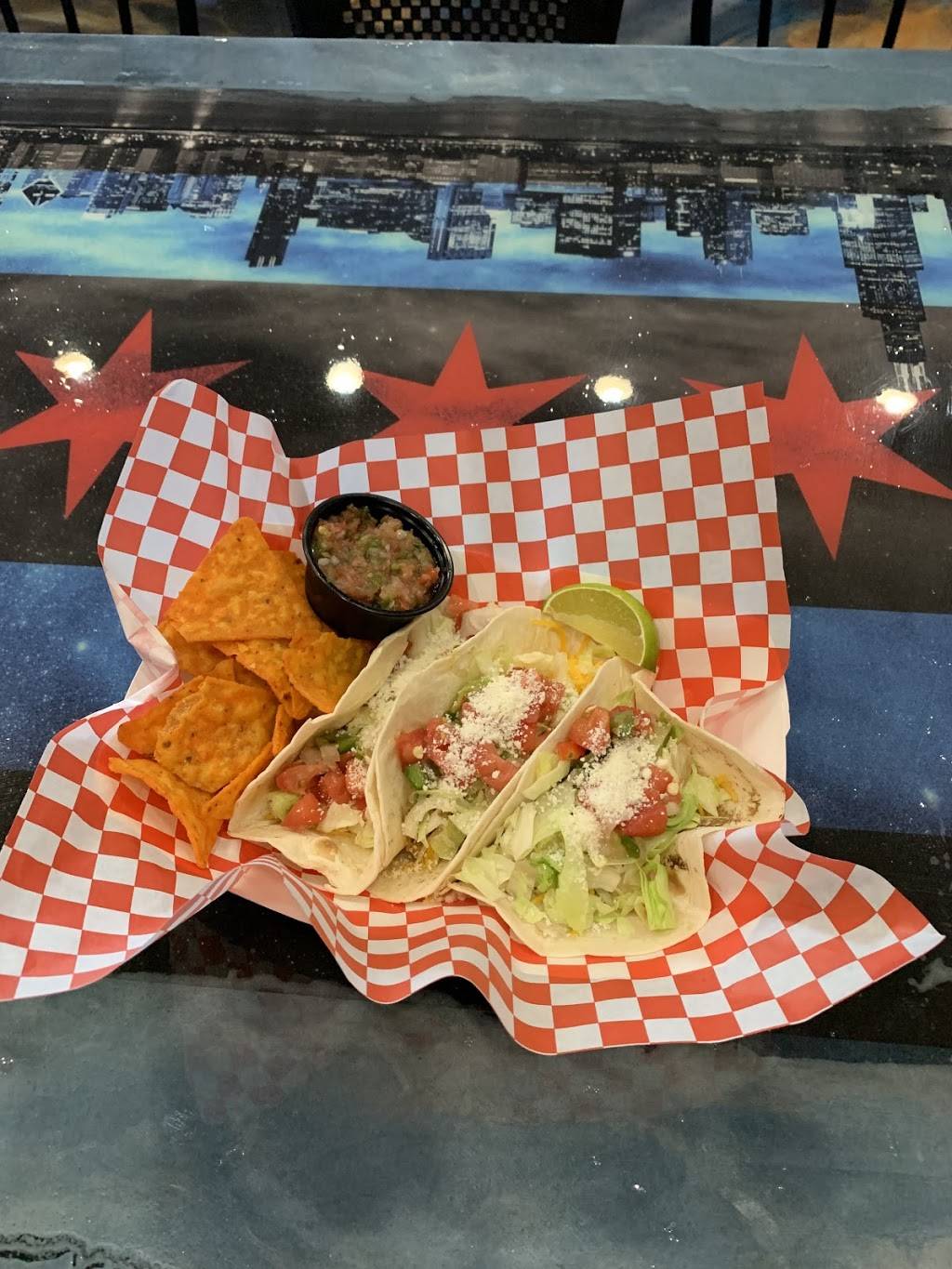 Rwingz | restaurant | 18914 E San Tan Blvd, Queen Creek, AZ 85142, USA | 4807746910 OR +1 480-774-6910