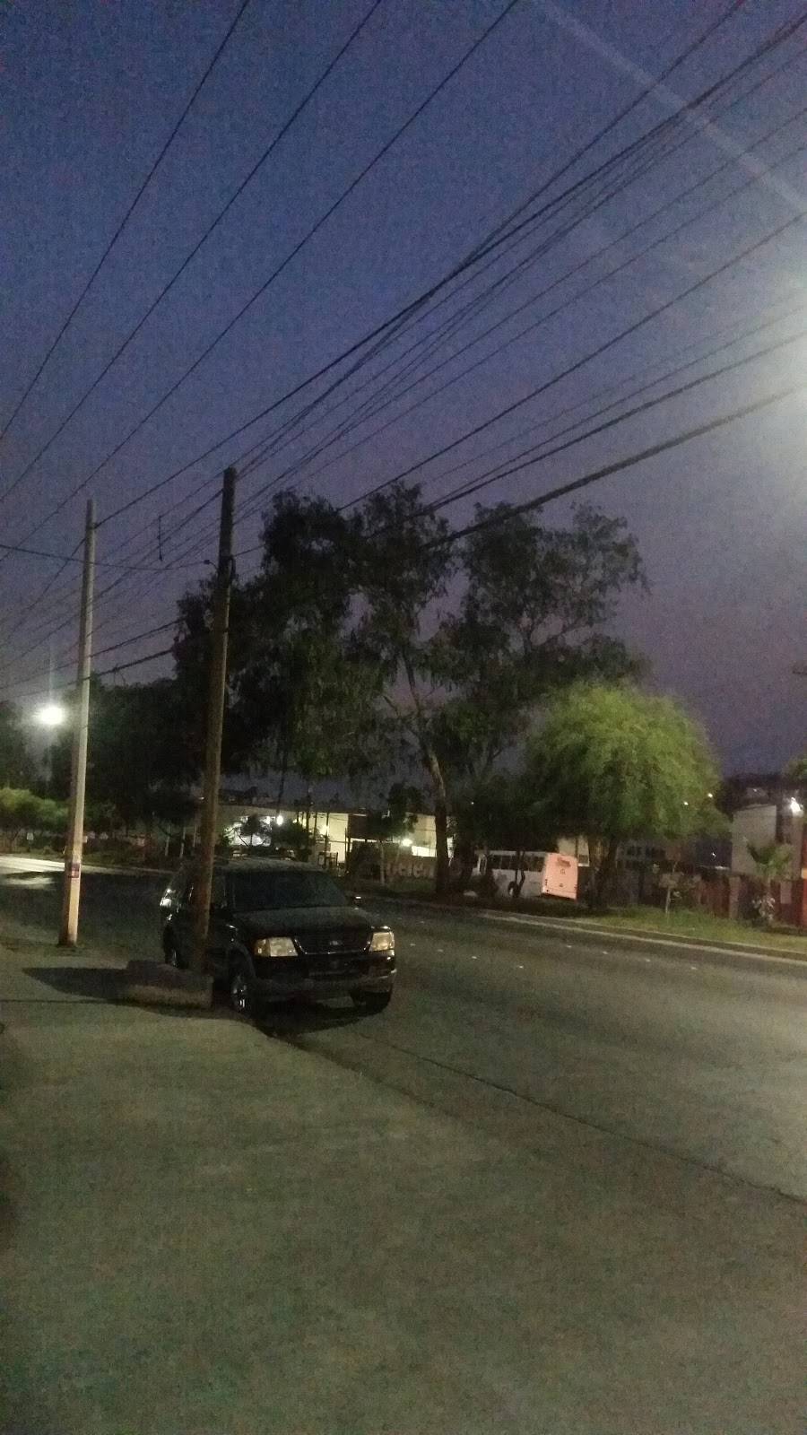 POLLOS BROSTIZADOS Y ASADOS EL CHARRITO | restaurant | Av de los Insurgentes 18616, El Porvenir, 22224 Tijuana, B.C., Mexico | 016646268493 OR +52 664 626 8493