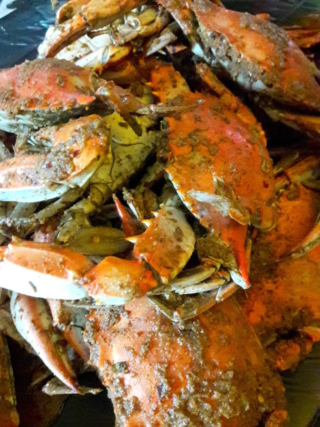Blue Point Crab House | restaurant | 235 N Montford Ave, Baltimore, MD 21224, USA | 4106750949 OR +1 410-675-0949