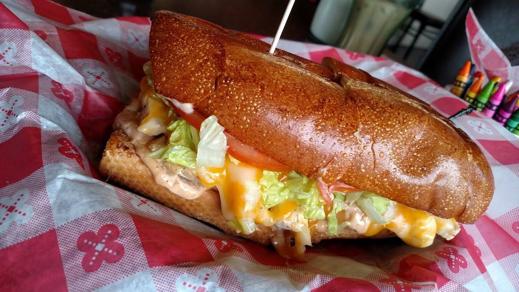 Reverie Kitchen | restaurant | 935 W Main St Suite #7, Branford, CT 06405, USA | 4753381481 OR +1 475-338-1481