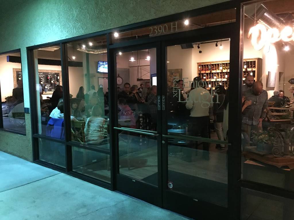 Relm Wine & Beer Bistro | restaurant | 2390 Las Posas Rd suite h, Camarillo, CA 93010, USA | 8059917356 OR +1 805-991-7356