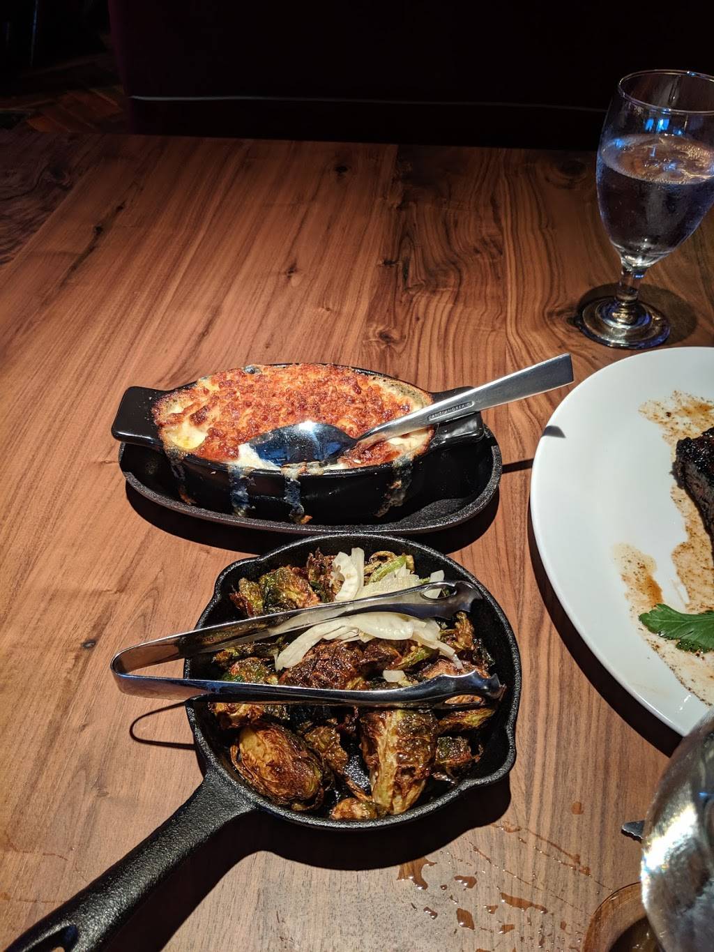 Jeff Rubys Steakhouse - Lexington | restaurant | 101 W Vine St, Lexington, KY 40507, USA | 8595547000 OR +1 859-554-7000