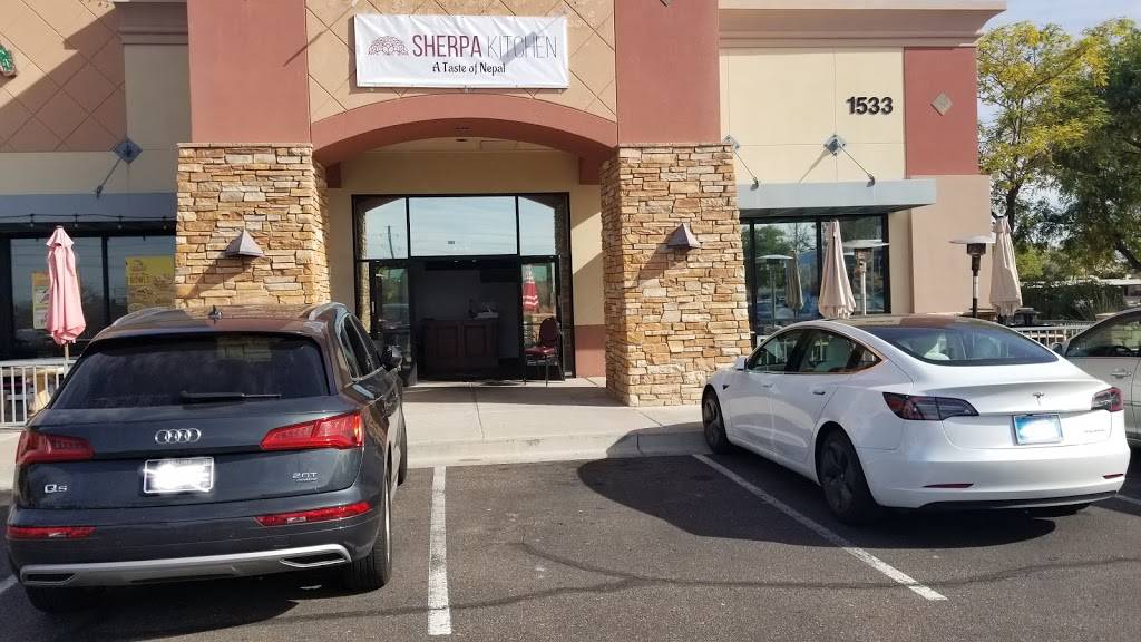 Sherpa Kitchen | restaurant | 1533 W Elliot Rd #101, Gilbert, AZ 85233, USA | 4806871187 OR +1 480-687-1187