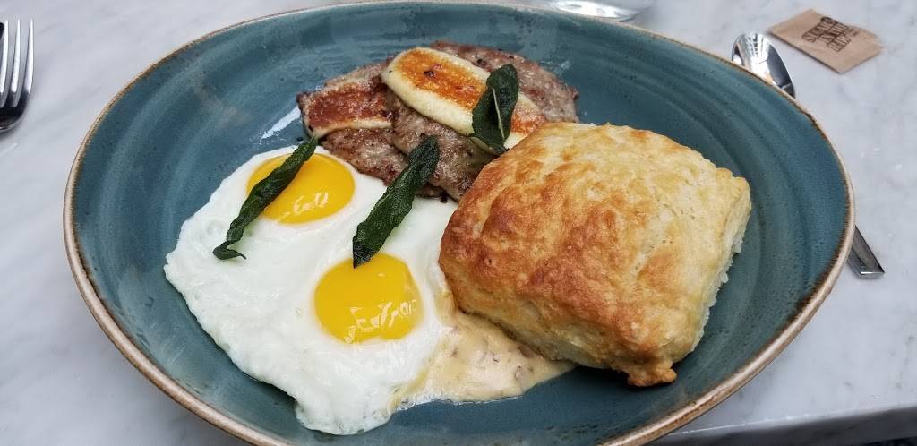 Gallerie Bar & Bistro | restaurant | 401 N High St 2nd Floor, Columbus, OH 43215, USA | 6144845287 OR +1 614-484-5287