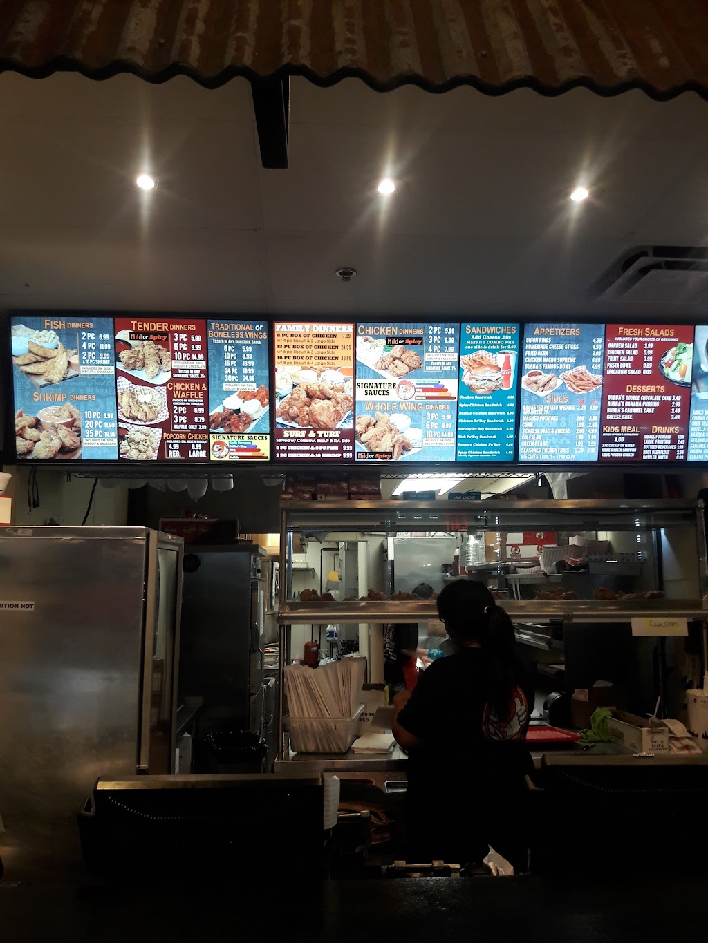 Bubbas Famous Fried Chicken | restaurant | 2511 95th St, Evergreen Park, IL 60805, USA | 7085297770 OR +1 708-529-7770