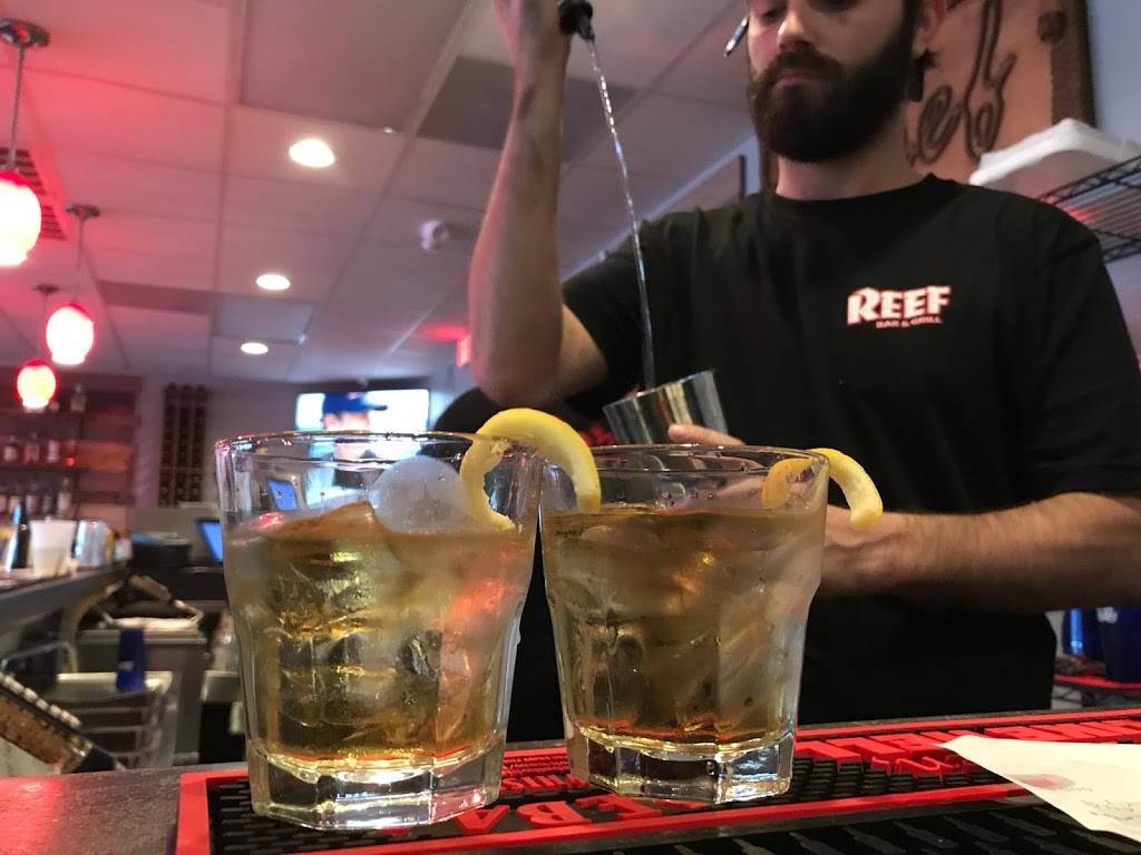 Reef Bar and Grill | restaurant | 2913 Shore Dr, Virginia Beach, VA 23451, USA | 7574817425 OR +1 757-481-7425