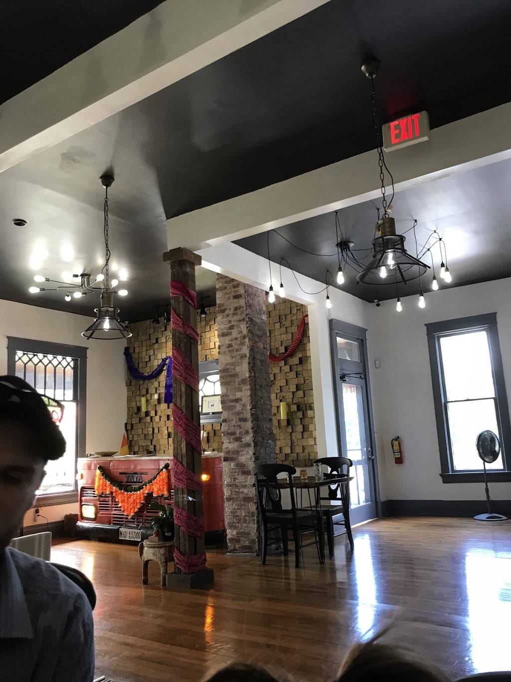 615Chutney | restaurant | 1112 Woodland St, Nashville, TN 37206, USA | 6152488639 OR +1 615-248-8639