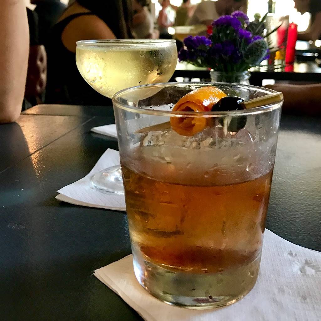 Loverboy | restaurant | 5240, 127 Avenue C, New York, NY 10009, USA | 2125391900 OR +1 212-539-1900