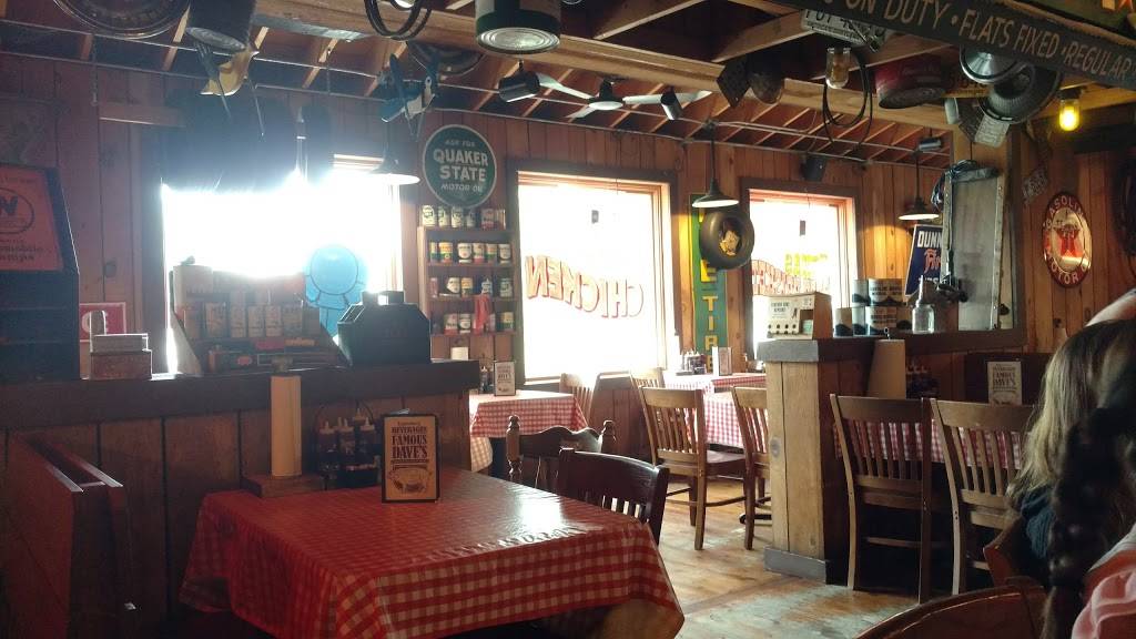 Famous Daves Bar-B-Que | restaurant | 3030 Milton Ave, Janesville, WI 53545, USA | 6087578100 OR +1 608-757-8100