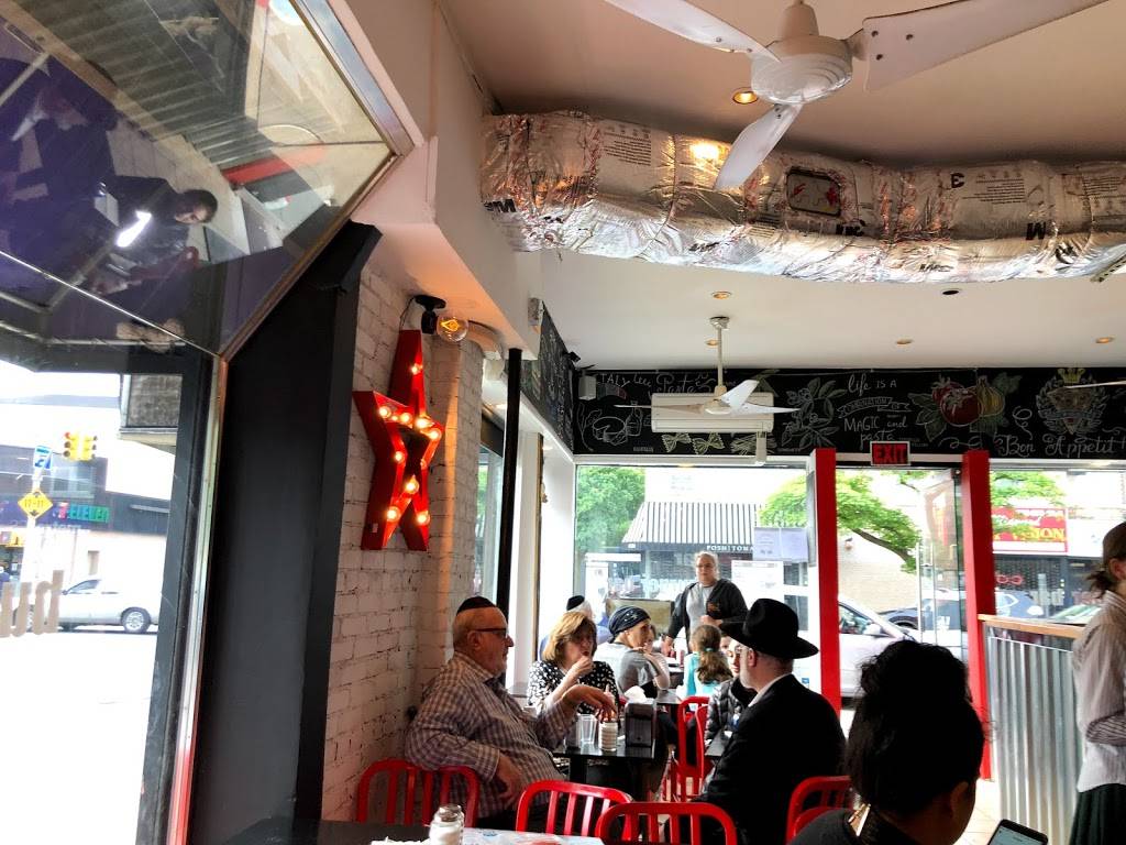 Burger Bar | restaurant | 1702 Avenue M, Brooklyn, NY 11230, USA | 3477136819 OR +1 347-713-6819