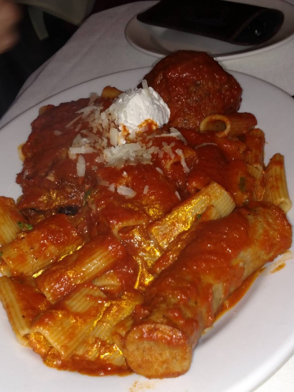 Frank and Dinos | restaurant | 39 SE 1st Ave., Boca Raton, FL 33432, USA | 5612184636 OR +1 561-218-4636