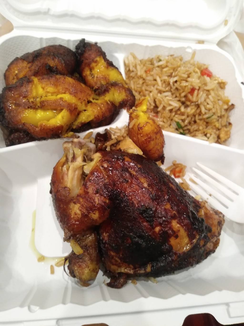 Charbroiled Chicken & Grill | restaurant | Colmar Manor, MD 20722, USA | 3012776059 OR +1 301-277-6059