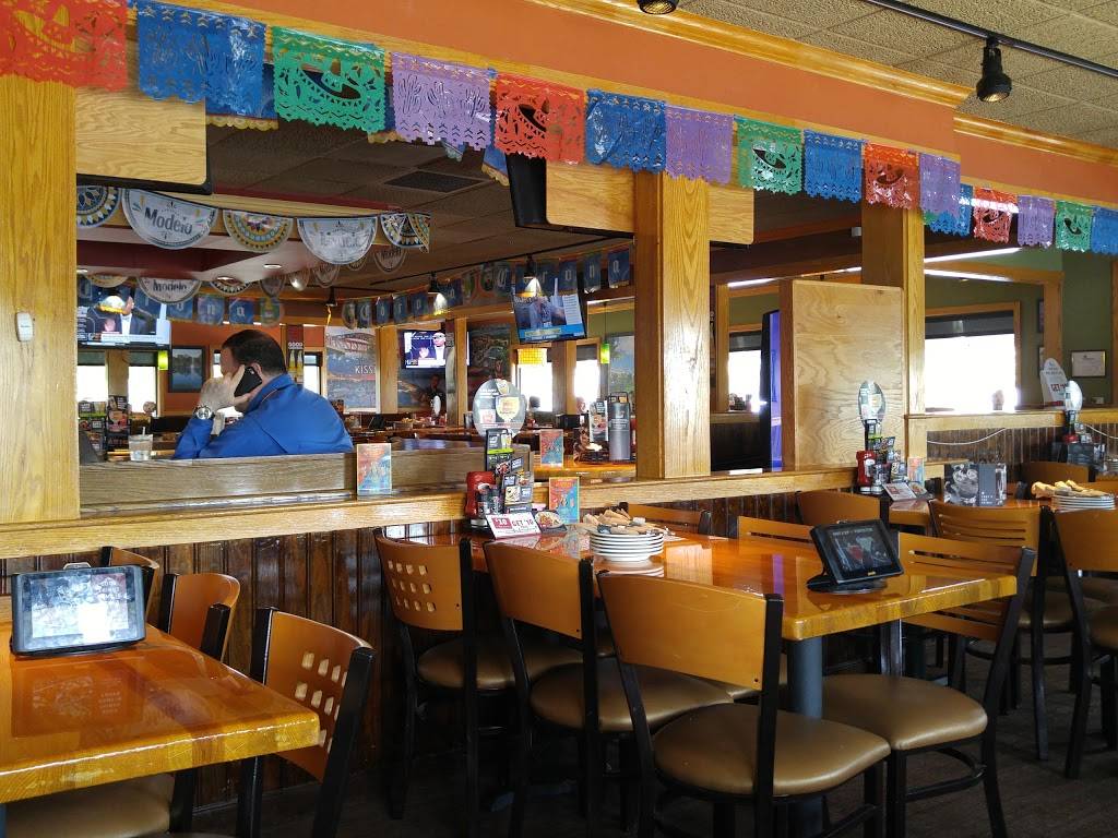 Applebees Grill + Bar | restaurant | 2060 E Osceola Pkwy, Kissimmee, FL 34744, USA | 4073482810 OR +1 407-348-2810