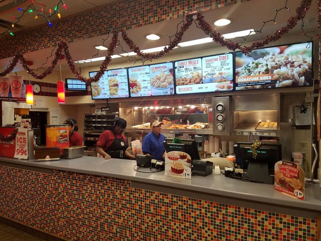Popeyes Louisiana Kitchen | restaurant | 1600 W Irving Park Rd, Chicago, IL 60613, USA | 7735490202 OR +1 773-549-0202