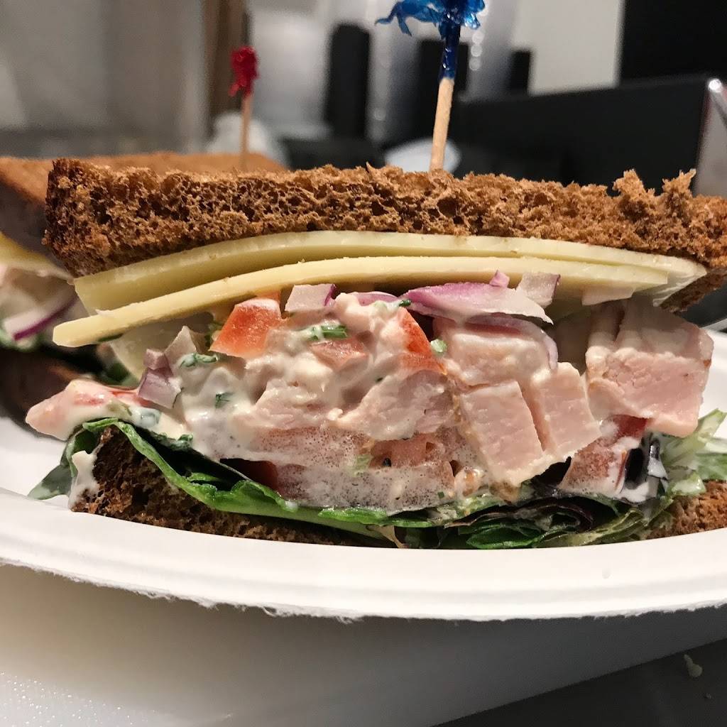 Fat Freddys | restaurant | 580 S Brea Blvd A, Brea, CA 92821, USA | 7149704253 OR +1 714-970-4253