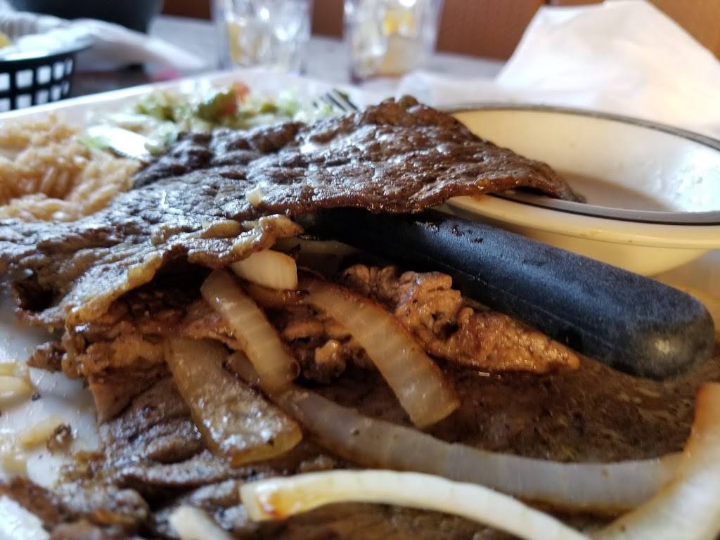 Leon Mexican Cuisine | restaurant | 1241 N Emerson Ave, Greenwood, IN 46143, USA | 3178932581 OR +1 317-893-2581