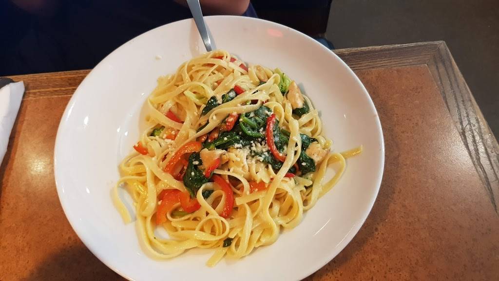 TGI Fridays | restaurant | 7991 Plaza del Lago Dr, Estero, FL 33928, USA | 2394951208 OR +1 239-495-1208