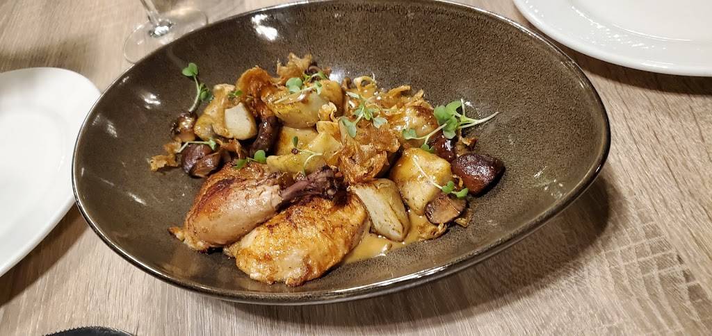 EATT Gourmet Bistro | restaurant | 7865 W Sahara Ave #104, Las Vegas, NV 89117, USA | 7026085233 OR +1 702-608-5233