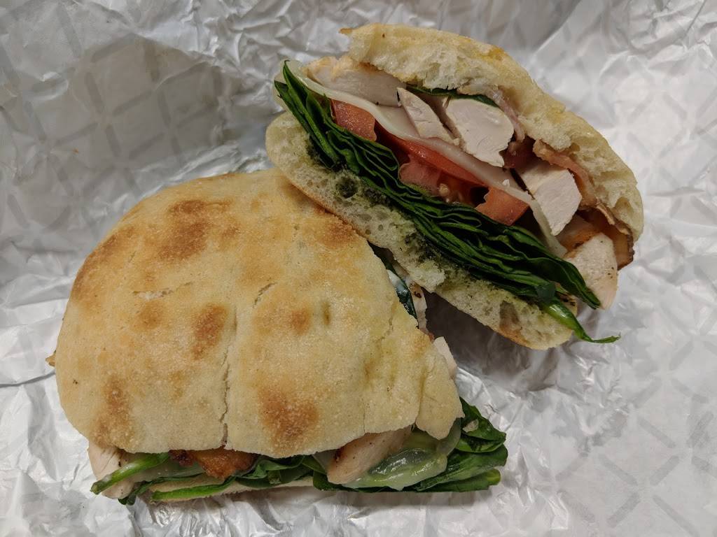 Fusaros East | restaurant | 294 Richmond St E Unit 102, Toronto, ON M5A 1P5, Canada | 6473473309 OR +1 647-347-3309