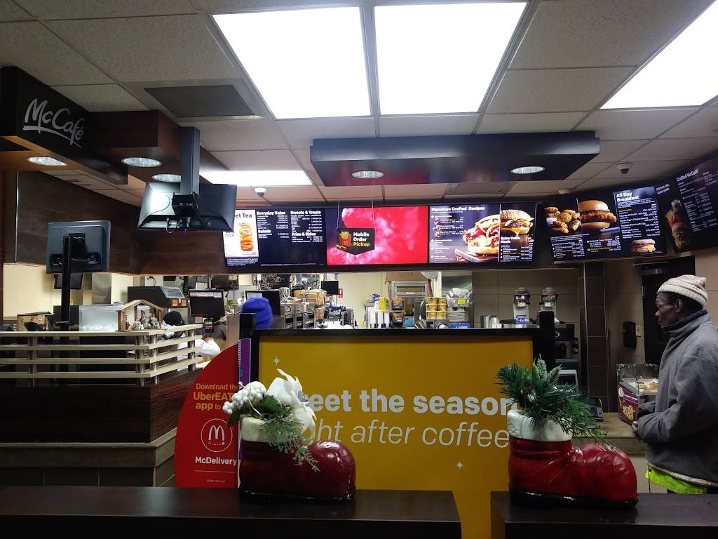 McDonalds | cafe | 524 Murfreesboro Rd, Nashville, TN 37210, USA | 6152447341 OR +1 615-244-7341
