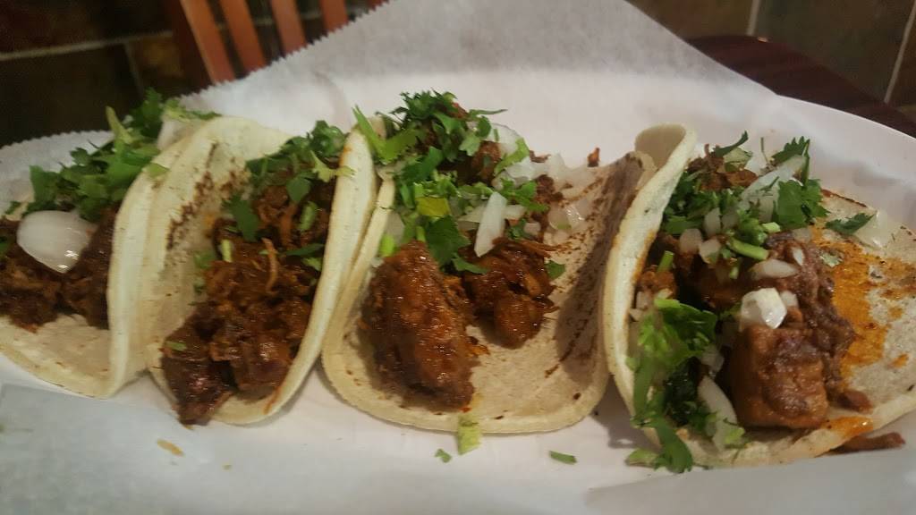 Tacos Mi Pueblo | restaurant | 2701 S Rose Ave # C101, Oxnard, CA 93033, USA | 8054832626 OR +1 805-483-2626