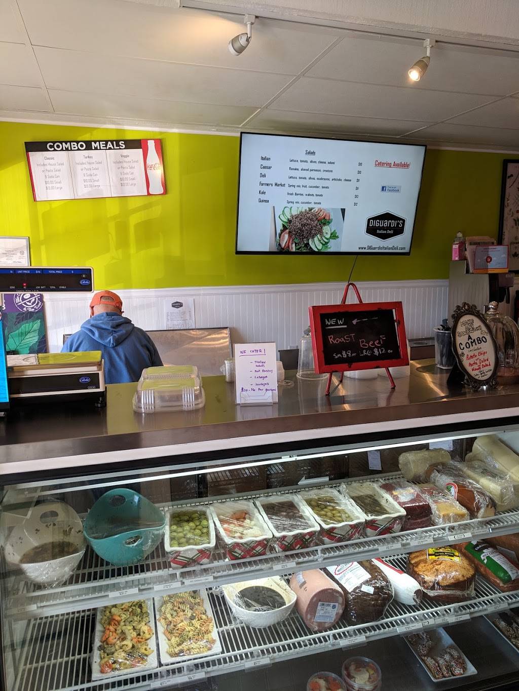 DiGuardis Italian Deli | restaurant | 417 E Port Hueneme Rd, Port Hueneme, CA 93041, USA | 8058741028 OR +1 805-874-1028