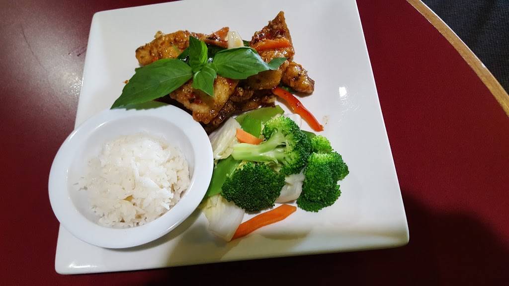 Nara Thai Cuisine | restaurant | 432 Garrisonville Rd, Stafford, VA 22554, USA | 5406027545 OR +1 540-602-7545