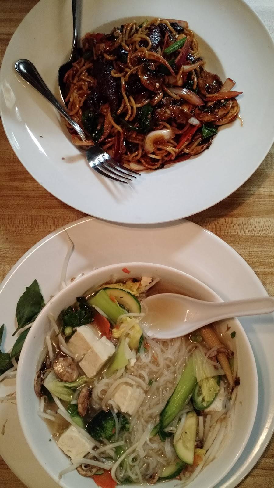 Soo Raa Thai-American | restaurant | 10650 Riverside Dr, Toluca Lake, CA 91602, USA | 8185058216 OR +1 818-505-8216