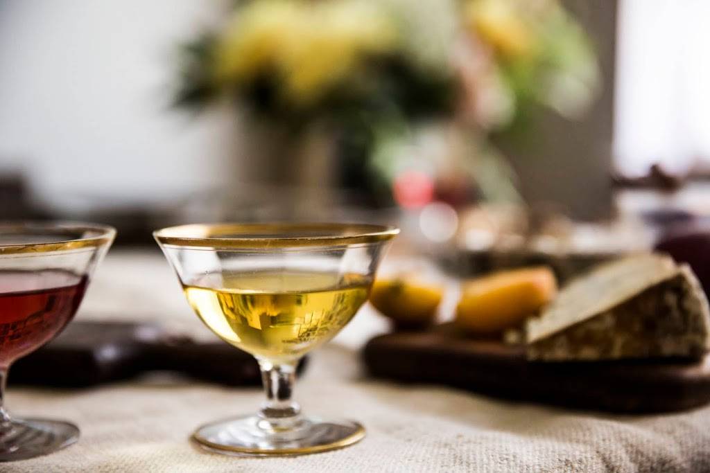 Uncommon Feasts | restaurant | 271 Western Ave, Lynn, MA 01904, USA | 7815925500 OR +1 781-592-5500