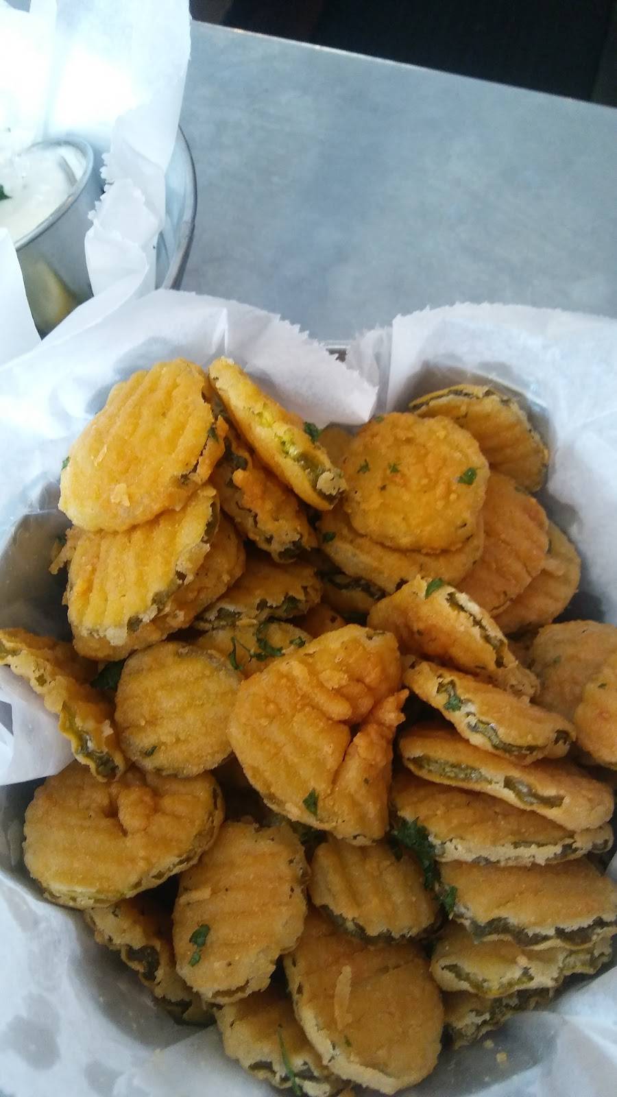 The Mohawk Tavern | restaurant | 30 Marshall St, North Adams, MA 01247, USA | 4133464052 OR +1 413-346-4052