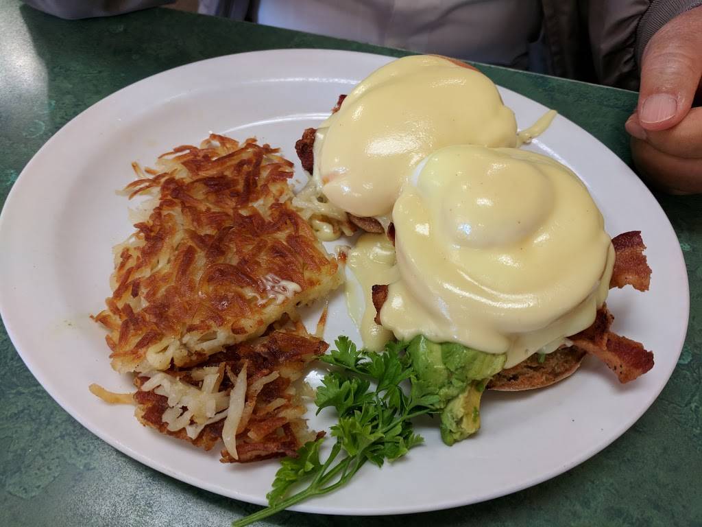 Brothers Family Restaurant | restaurant | 5150 Waring Rd, San Diego, CA 92120, USA | 6192870880 OR +1 619-287-0880