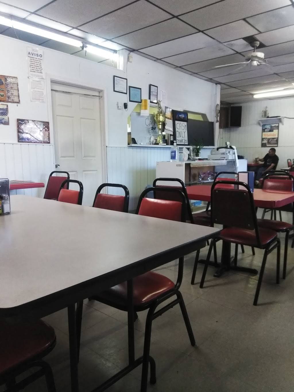 El Salvadoreño Restaurant | restaurant | 8414 Denton Dr, Dallas, TX 75235, USA | 2143663307 OR +1 214-366-3307