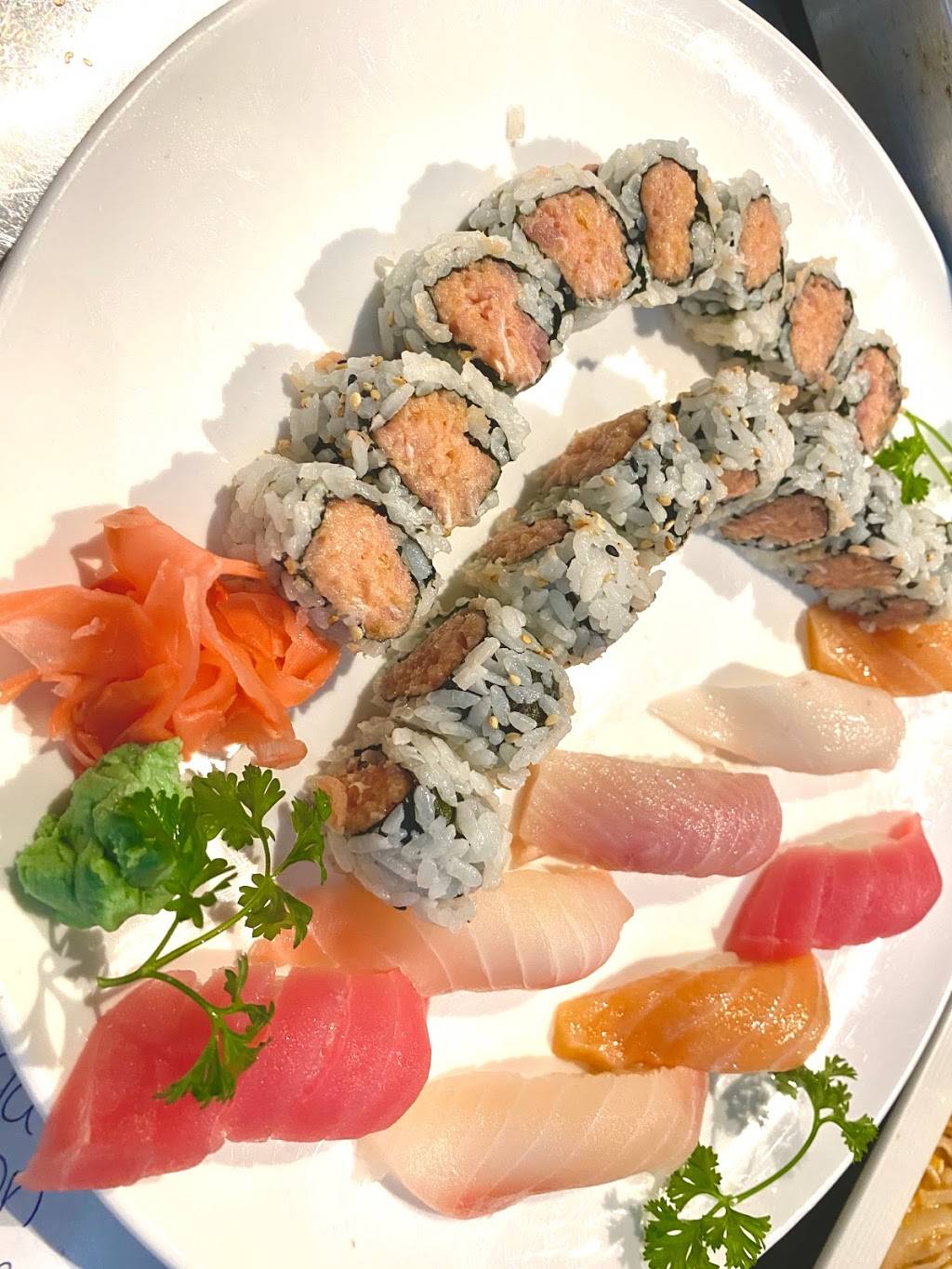 JIN Sushi Hibachi Thai | restaurant | 2730 FL-16 STE 118, St. Augustine, FL 32092, USA | 9048298822 OR +1 904-829-8822