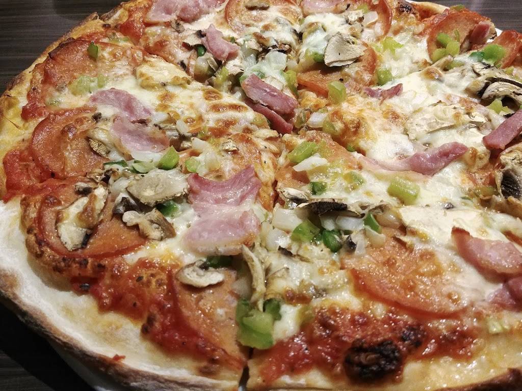 Abruzzo Pizza | restaurant | 9010 Yonge St, Richmond Hill, ON L4C 6Z8, Canada | 9058818222 OR +1 905-881-8222