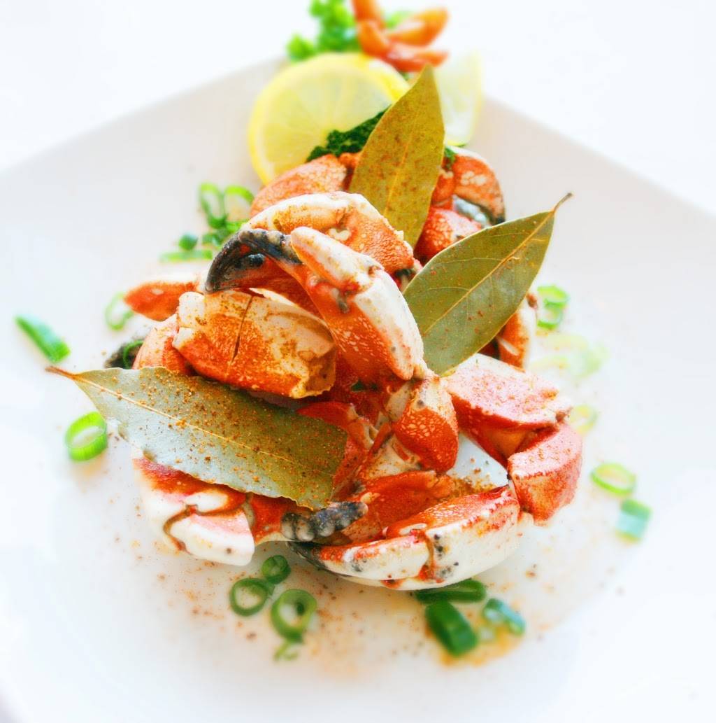 Carolina Kitchen Bar & Grill | restaurant | 6501 America Blvd, Hyattsville, MD 20782, USA | 3019272929 OR +1 301-927-2929