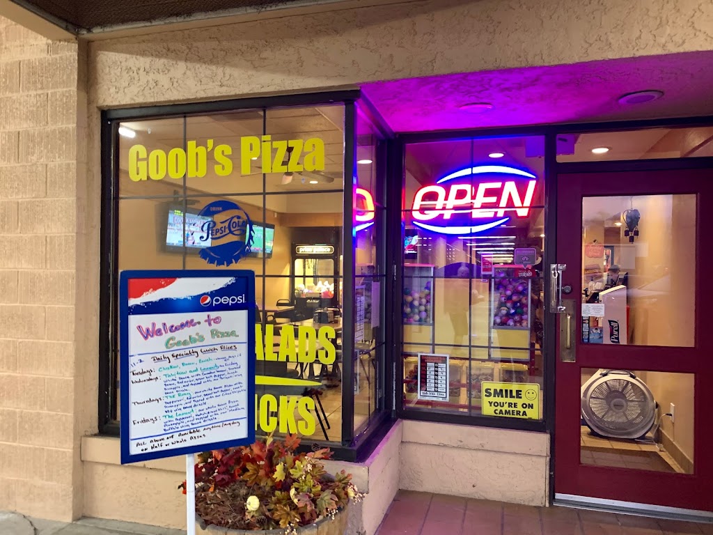 Goobs Pizza | restaurant | 211 S Mountain Ave, Springerville, AZ 85938, USA | 9283331502 OR +1 928-333-1502