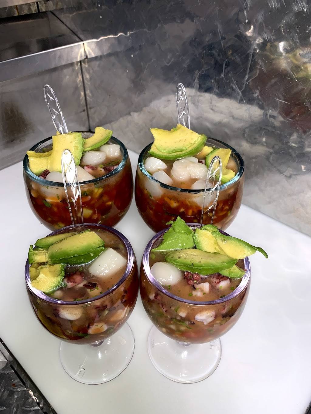 Mariscos Las Palmas | restaurant | 2818 N Albert Pike Ave, Fort Smith, AR 72904, USA | 4797194047 OR +1 479-719-4047