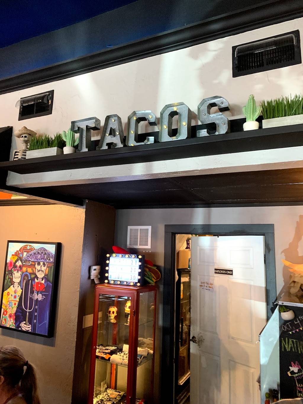 T Byrds Tacos & Tequila | restaurant | 26 E Kiowa St, Colorado Springs, CO 80903, USA | 7193753376 OR +1 719-375-3376