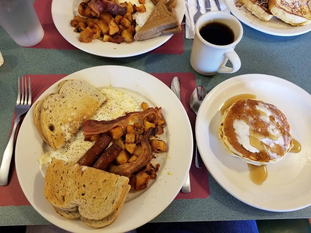 Angelinas Restaurant | restaurant | 555 Hazard Ave, Enfield, CT 06082, USA | 8607630399 OR +1 860-763-0399