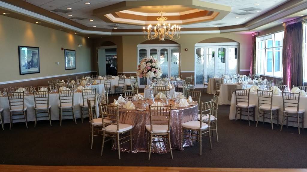 Isla Del Sol Yacht & Country Club | restaurant | 6000 Sun Blvd, St. Petersburg, FL 33715, USA | 7279064752 OR +1 727-906-4752