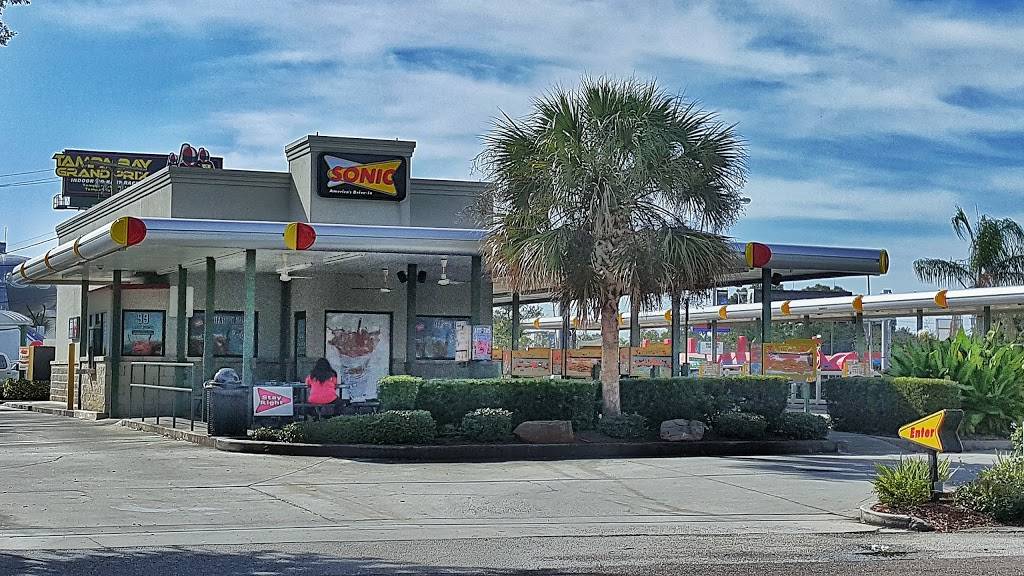 Sonic Drive-In | restaurant | 2523 N Dale Mabry Hwy, Tampa, FL 33607, USA | 8138799569 OR +1 813-879-9569