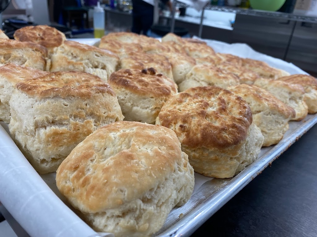 LA Playa Soul Kitchen | restaurant | 419 E Port Hueneme Rd, Port Hueneme, CA 93041, USA | 8058741177 OR +1 805-874-1177